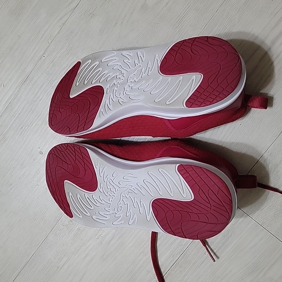 💥CLEAR OUT🎉 PUMA ReeSoft Foam Shoes Womens Size 7 - Picture 3 of 4